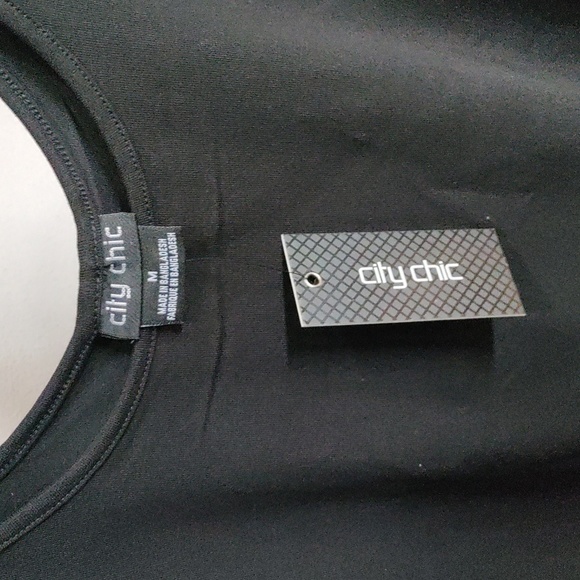 Plus size tank top - Picture 2 of 4